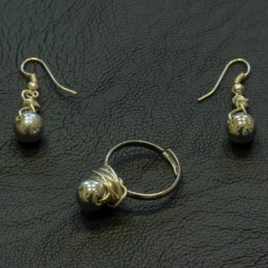 Simple silver fülbevaló és gyűrű